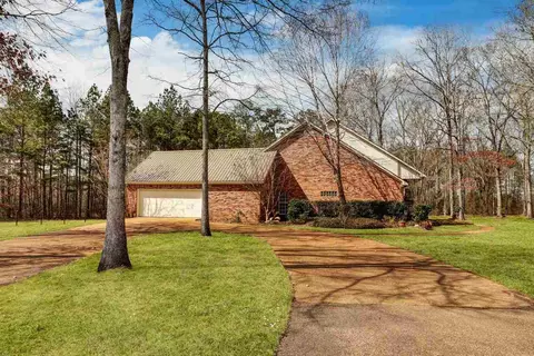 161 Thomasville Rd, Florence, MS 39073 photo 3