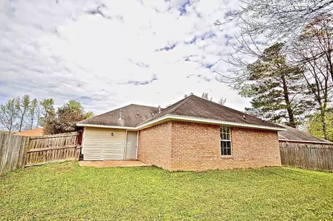3015 Meagan Dr, Byram, MS 39272 photo 5