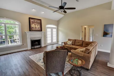 511 Windsor Dr, Brandon, MS 39047 photo 4