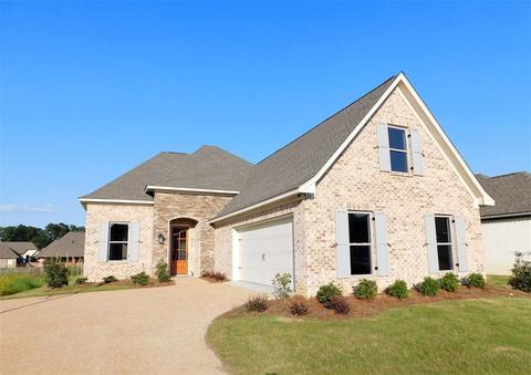124 Emerald Dr, Brandon, MS 39047 photo 1
