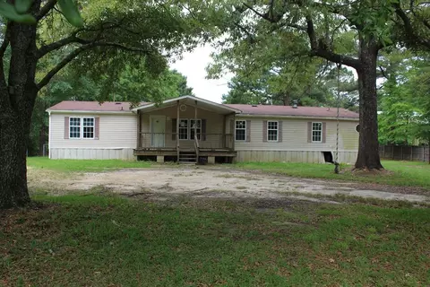 1147 Harrison, Mccomb, MS 39648 photo 1