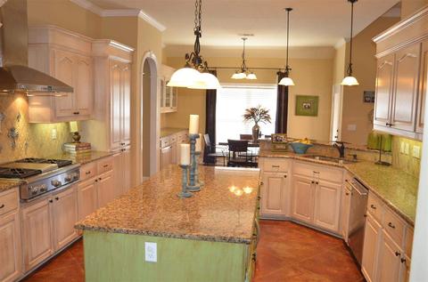 201 Glen Trl, Brandon, MS 39047 photo 12