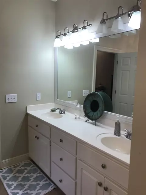 153 Pine Ridge Cir, Brandon, MS 39047 photo 24