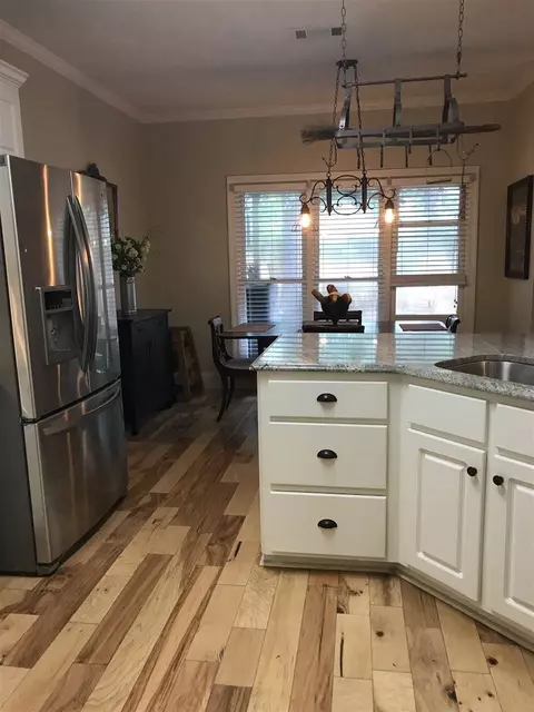 153 Pine Ridge Cir, Brandon, MS 39047 photo 18