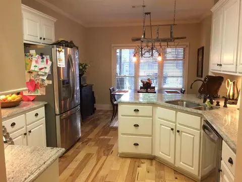 153 Pine Ridge Cir, Brandon, MS 39047 photo 1