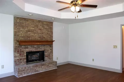 8 Riverview Cv, Byram, MS 39272 photo 3