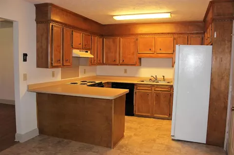 8 Riverview Cv, Byram, MS 39272 photo 4
