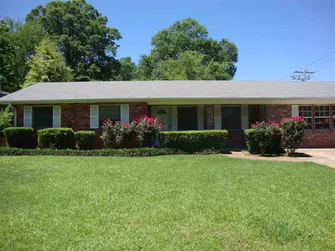 5846 Concord Dr, Jackson, MS 39211 photo 1