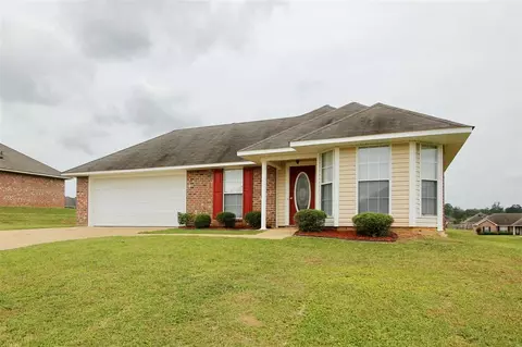 225 Freemyer Dr, Byram, MS 39272 photo 1