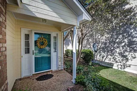 150 Chesapeake Ave, Brandon, MS 39047 photo 5