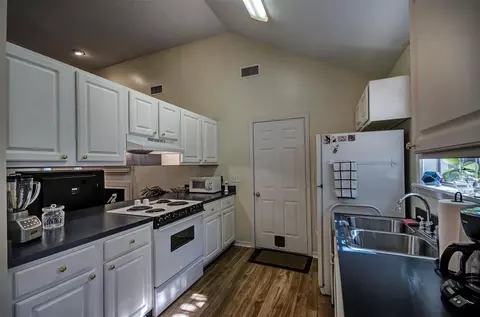 150 Chesapeake Ave, Brandon, MS 39047 photo 13