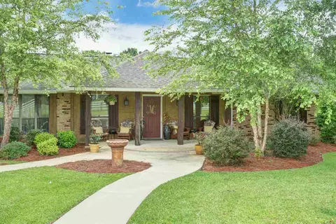 149 Lakeview Rd, Brandon, MS 39047 photo 1