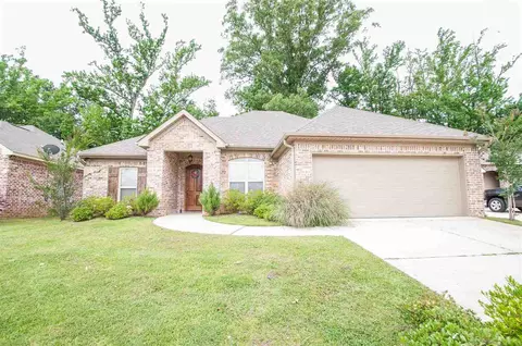 628 Lexington Dr, Florence, MS 39073 photo 1