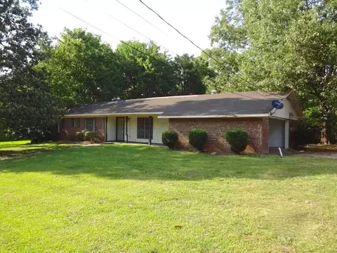 519 E Leake St, Clinton, MS 39056 photo 1