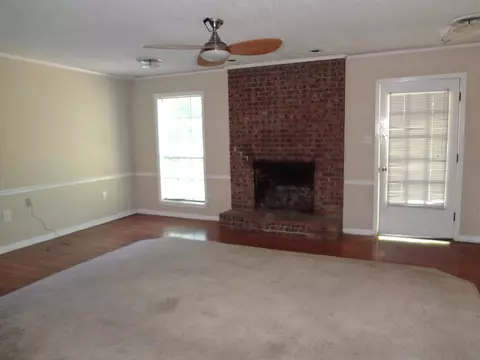 519 E Leake St, Clinton, MS 39056 photo 10