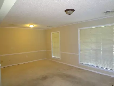 519 E Leake St, Clinton, MS 39056 photo 7