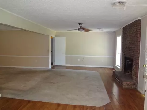 519 E Leake St, Clinton, MS 39056 photo 9