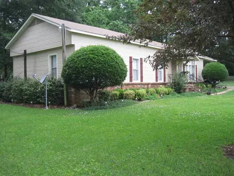 1918 E Ridge Rd, Byram, MS 39272 photo 3