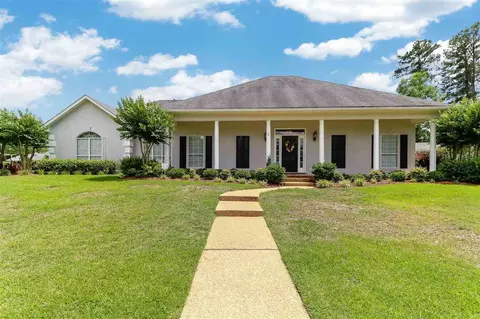 201 Meadowview Ln, Brandon, MS 39047 photo 1