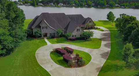 109 Cove Ln, Madison, MS 39110 photo 1