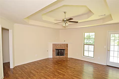121 Garrett Dr, Terry, MS 39170 photo 3