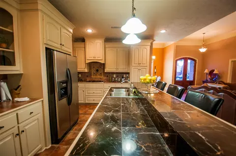 211 Johnston Cv, Byram, MS 39272 photo 12