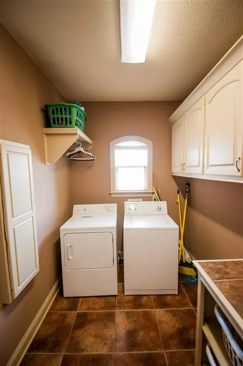 211 Johnston Cv, Byram, MS 39272 photo 21