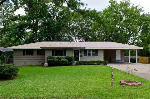 1608 Winchester St, Jackson, MS 39211 photo 1