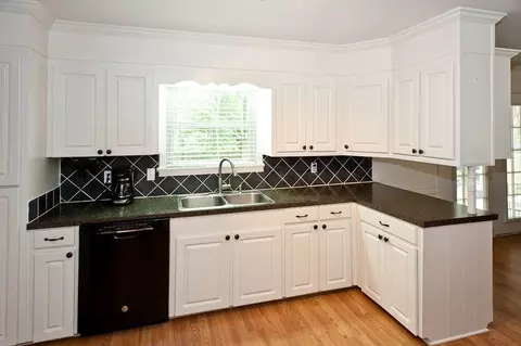 1608 Winchester St, Jackson, MS 39211 photo 10