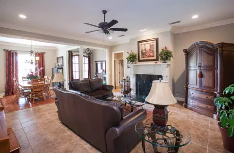 129 Eastside Dr, Brandon, MS 39047 photo 11