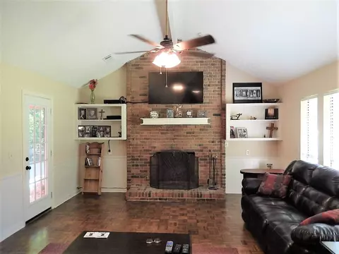 551 Rusk Dr, Brandon, MS 39047 photo 6