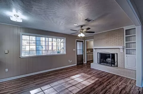 233 Lewis St, Florence, MS 39073 photo 5
