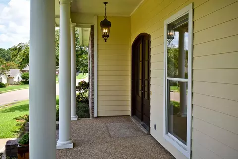 104 Fieldcrest Dr, Madison, MS 39110 photo 3