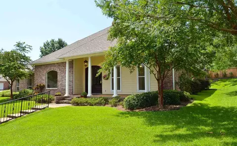 104 Fieldcrest Dr, Madison, MS 39110 photo 2