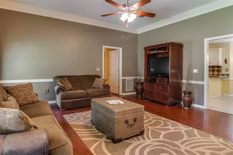 368 Barfield Dr, Byram, MS 39272 photo 11