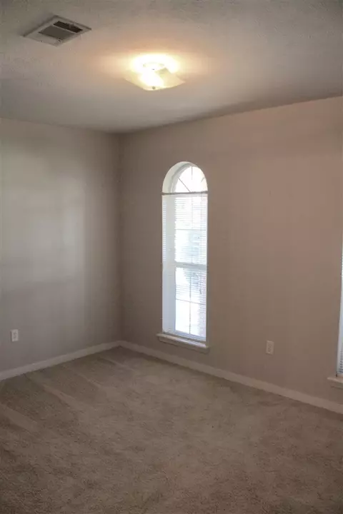 225 Sunchase Dr, Brandon, MS 39042 photo 6