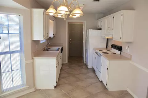 225 Sunchase Dr, Brandon, MS 39042 photo 4