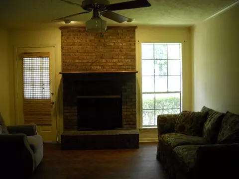 1303 Riverwood Dr, Jackson, MS 39211 photo 7