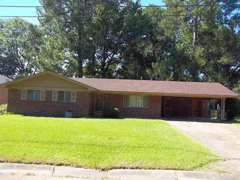 331 Bounds St, Jackson, MS 39206 photo 1