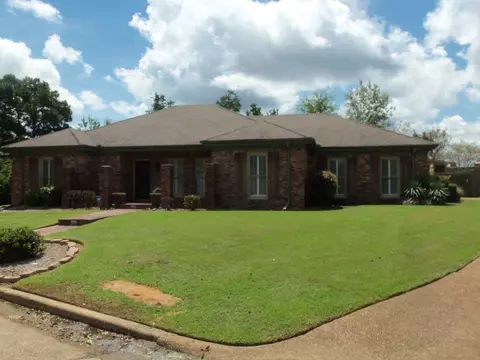 117 Rolling Creek Dr, Jackson, MS 39211 photo 2