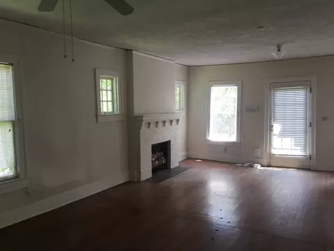 1349 Linden Pl, Jackson, MS 39202 photo 3