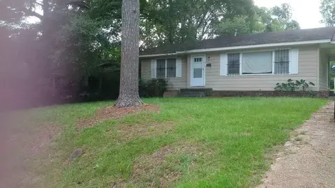 167 Meadowview St, Jackson, MS 39209 photo 1