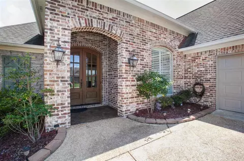 160 Amethyst Dr, Brandon, MS 39047 photo 3