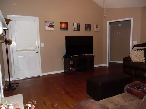 537 Mockingbird Cir, Brandon, MS 39047 photo 4