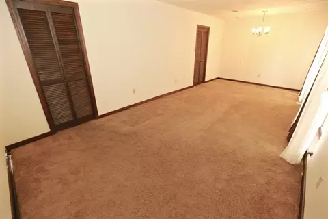 225 Beechcrest Dr, Jackson, MS 39211 photo 3