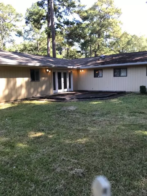 875 Briarwood Dr, Jackson, MS 39211 photo 5
