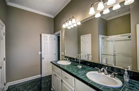 535 Bay Pointe Dr, Brandon, MS 39047 photo 30