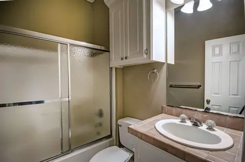 535 Bay Pointe Dr, Brandon, MS 39047 photo 32