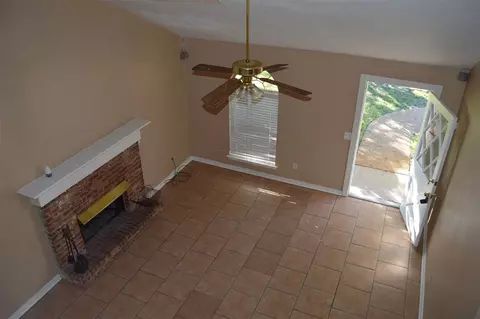2011 W Fox Cove St, Byram, MS 39272 photo 3