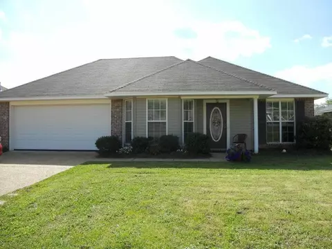 716 Tatum Dr, Florence, MS 39073 photo 1